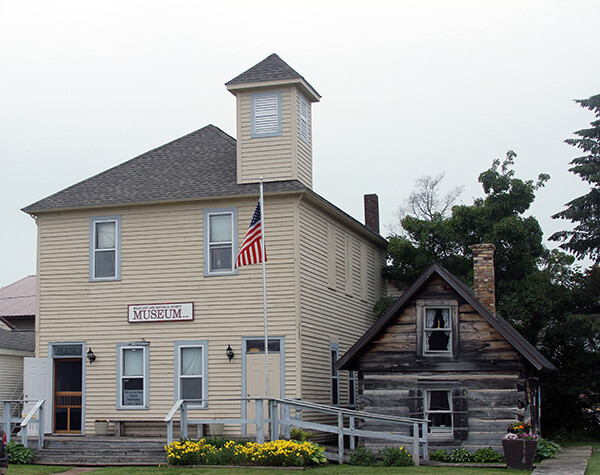 Exterior of the Mille Lacs Lake Historical Society Museum