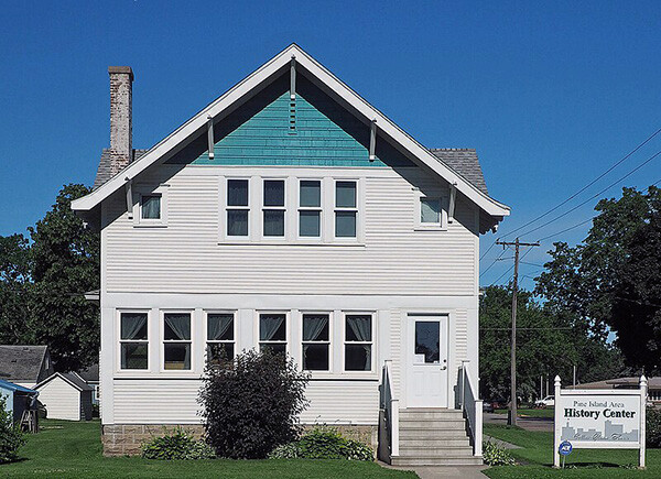 Exterior of the Pine Island Area History Center