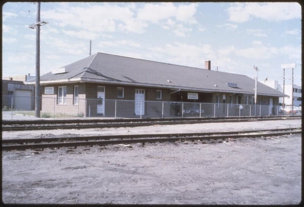 Exterior of the former train depot housing the Clay County Museum