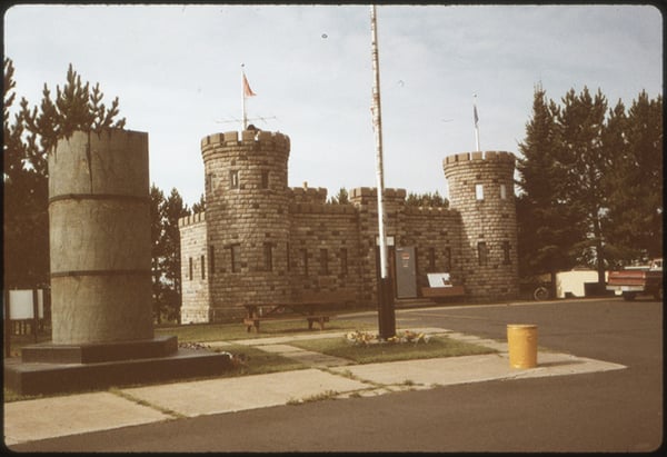 Exterior of the Minnesota Mining Museum in 1986