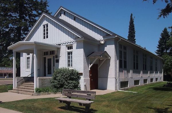 Exterior of the Pequot Lakes Area Historical Society Museum-Cole Memorial Building