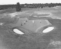 Seventeenth hole at Alexandria Golf Club