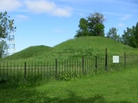 Color image of Indian Mounds Park, 2016. Photograph by Paul Nelson.
