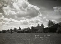 Stickneys Cabins ca.1936 (800x573)-1
