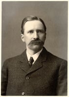 Carlos Avery