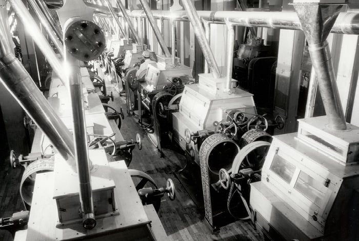 mcm_700x470_flourhistory