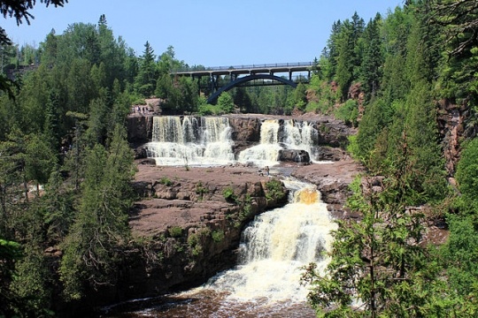 Lower and upper Gooseberry Falls