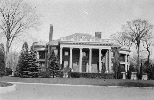 Black and white photograph of Stonebridge, c.1932. Designed by Clarence Johnston in 1914.