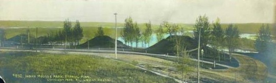 Colorized post card view of Indian Mounds Park, 1908.