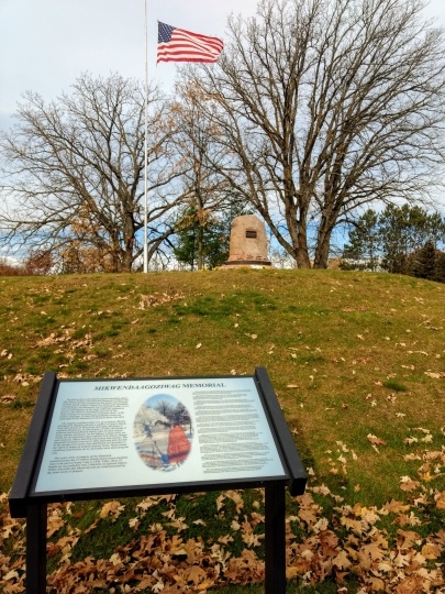 Mikwendaagoziwaag (memorial) at Sandy Lake