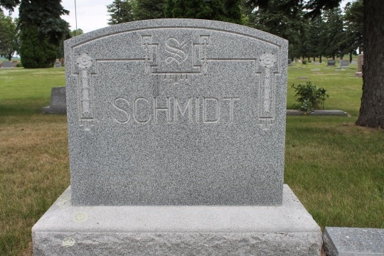 Color image of the Schmidt family gravestone in Westbrook Cemetery, ca. 2017.