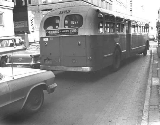 Aging bus operated by Twin City Lines, ca. 1960s. Photo by the St. Paul Pioneer Press used with permission.
