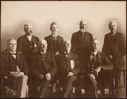 Photograph of members of the Fifth Minnesota in 1896