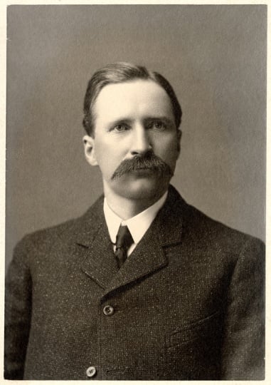 Carlos Avery