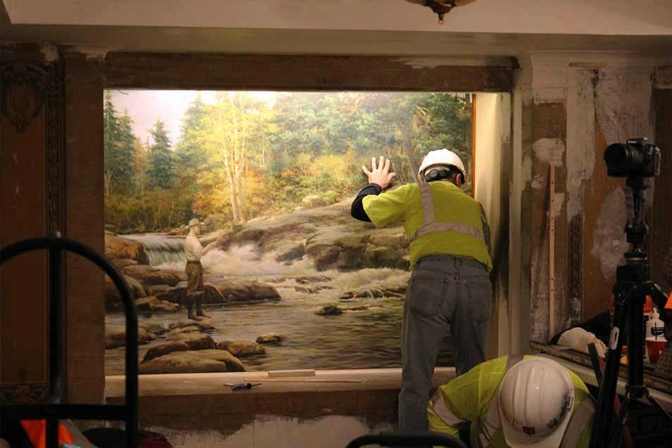 man-cleaning-painting man-cleaning-painting